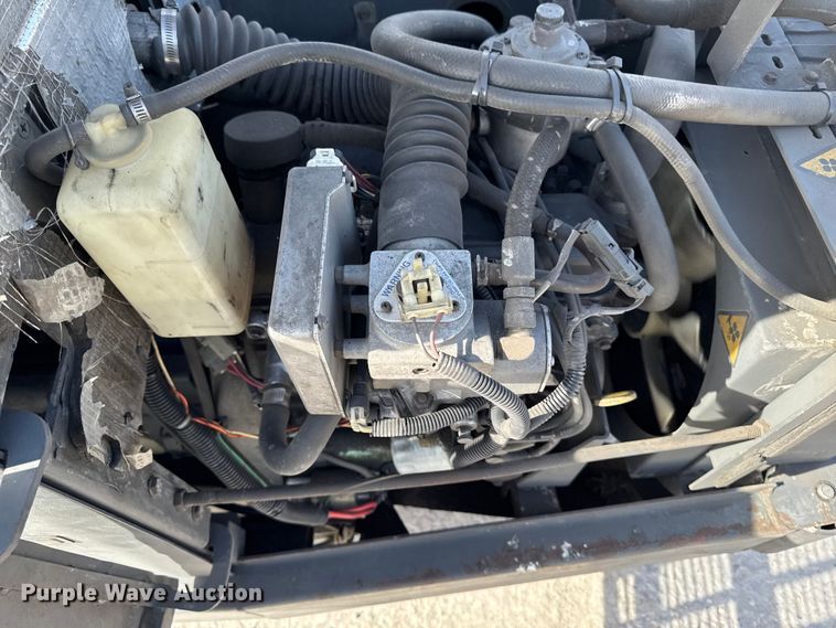 image for item FB5570 Advance 6250 floor sweeper