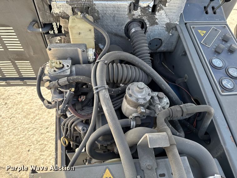 image for item FB5570 Advance 6250 floor sweeper