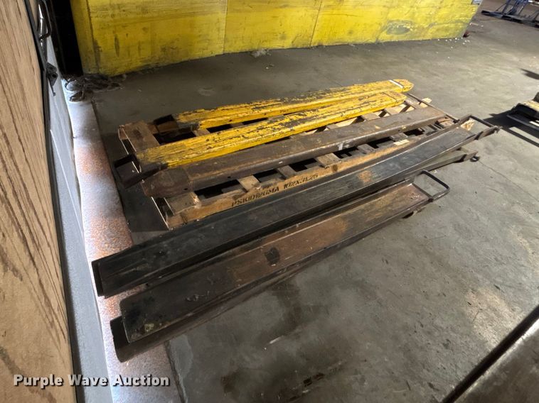 image for item FB5571 Fork extensions