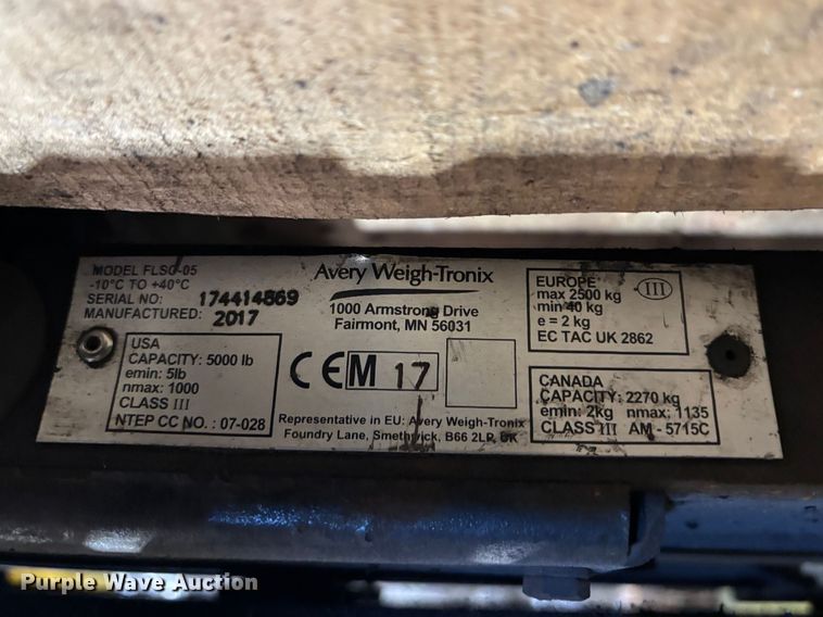 image for item FB5586 2017 Avery Weigh-Tronix FLSC-05 forklift scale