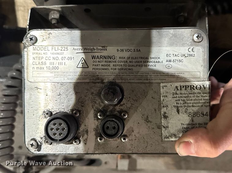 image for item FB5589 2014 Avery Weigh-Tronix FLSC-05 forklift scale