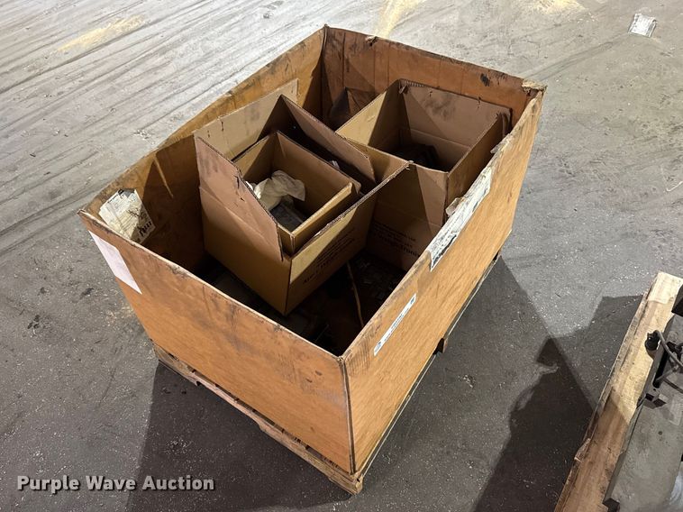 image for item FB5590 (6) Avery Weigh-Tronix displays