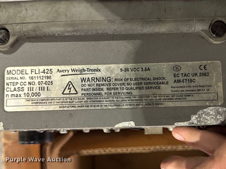 image for item FB5590 (6) Avery Weigh-Tronix displays