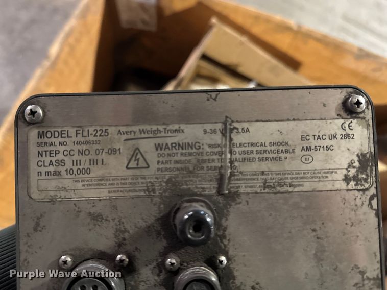 image for item FB5590 (6) Avery Weigh-Tronix displays