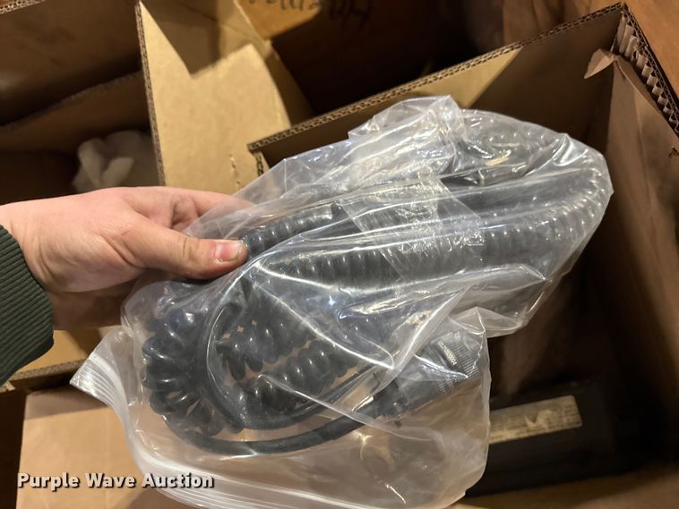 image for item FB5590 (6) Avery Weigh-Tronix displays