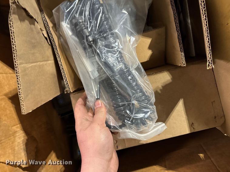 image for item FB5590 (6) Avery Weigh-Tronix displays