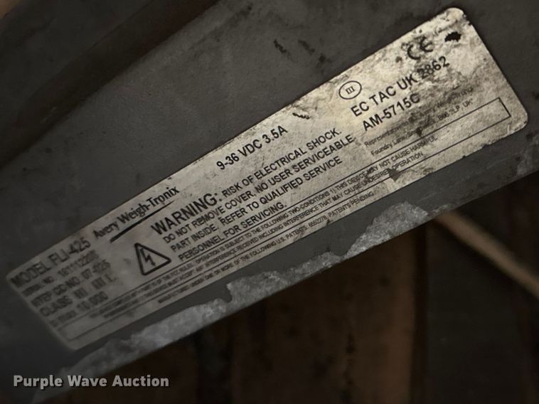 image for item FB5590 (6) Avery Weigh-Tronix displays