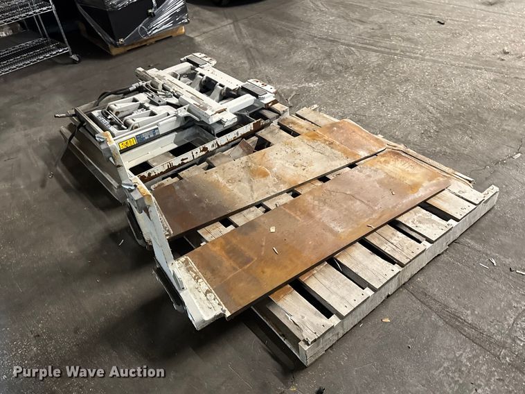 image for item FB5592 Cascade 35E-FFB-AC03 push/full fork carrier