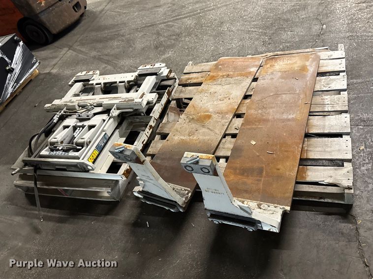 image for item FB5592 Cascade 35E-FFB-AC03 push/full fork carrier