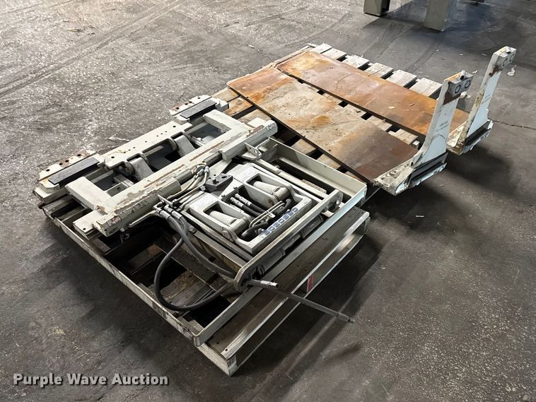 image for item FB5592 Cascade 35E-FFB-AC03 push/full fork carrier