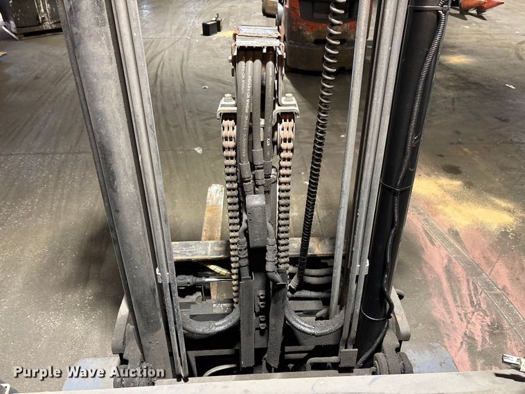 image for item FB5594 Toyota 8FGCU25 forklift