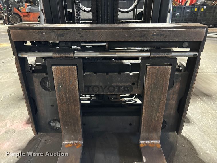 image for item FB5594 Toyota 8FGCU25 forklift