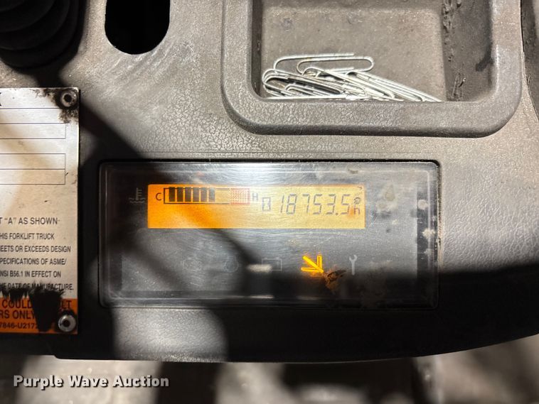 image for item FB5594 Toyota 8FGCU25 forklift