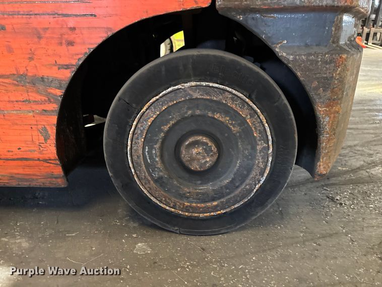 image for item FB5594 Toyota 8FGCU25 forklift