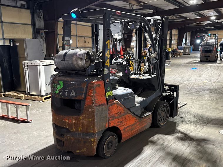image for item FB5595 Toyota 8FGCU25 forklift