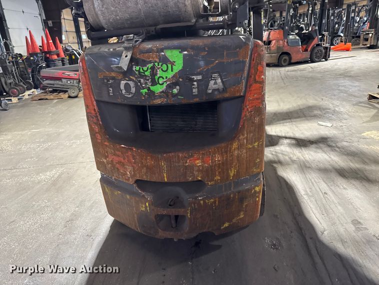 image for item FB5595 Toyota 8FGCU25 forklift