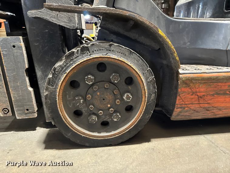 image for item FB5595 Toyota 8FGCU25 forklift