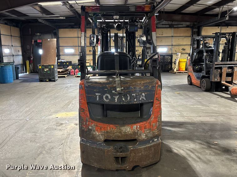 image for item FB5596 Toyota 8FGCU25 forklift