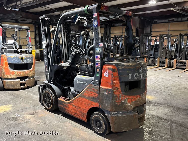 image for item FB5596 Toyota 8FGCU25 forklift