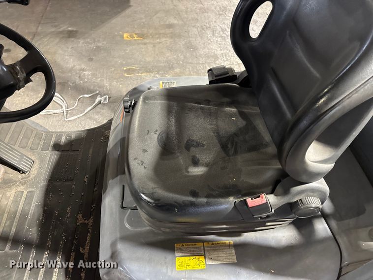 image for item FB5597 Toyota 8FGCU25 forklift