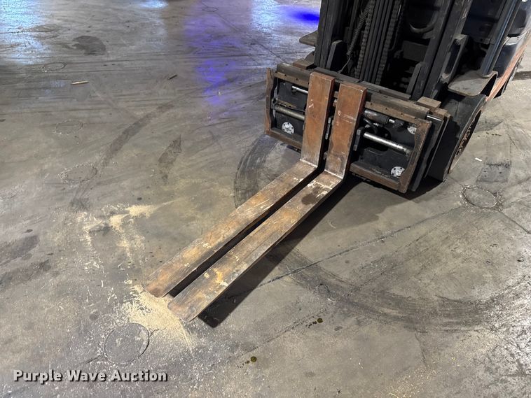 image for item FB5598 Toyota 8FGCU25 forklift