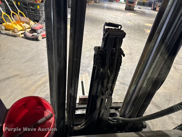 image for item FB5598 Toyota 8FGCU25 forklift