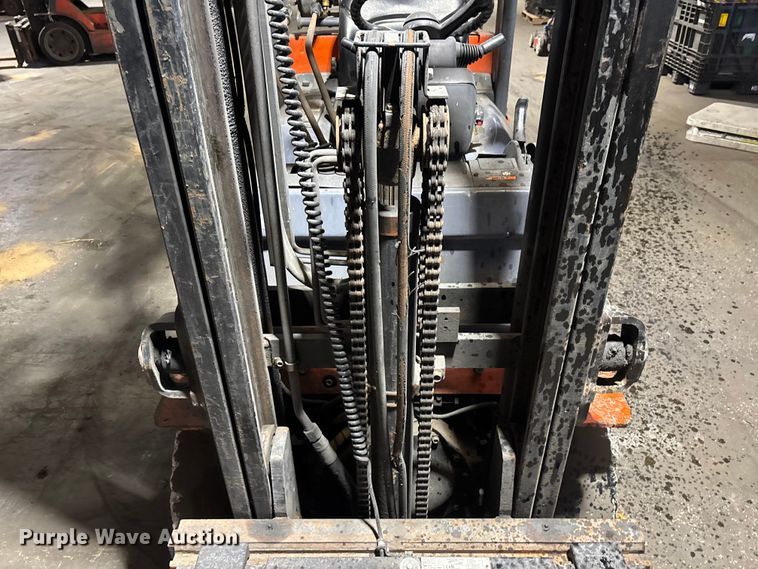 image for item FB5599 Toyota 7FGCU25 forklift