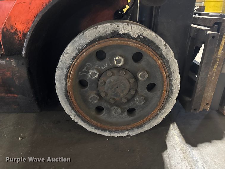 image for item FB5599 Toyota 7FGCU25 forklift