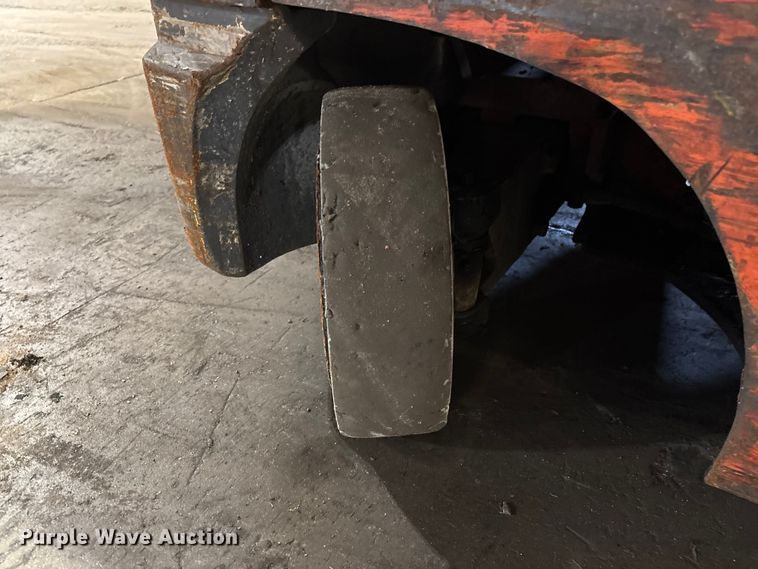 image for item FB5599 Toyota 7FGCU25 forklift