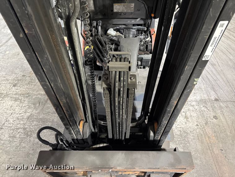 image for item FB5600 Toyota 8FGCU25 forklift