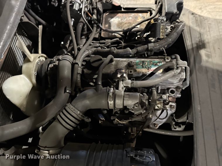 image for item FB5600 Toyota 8FGCU25 forklift