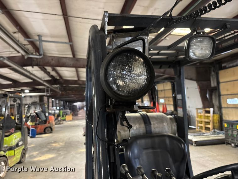 image for item FB5601 Toyota 8FGCU25 forklift