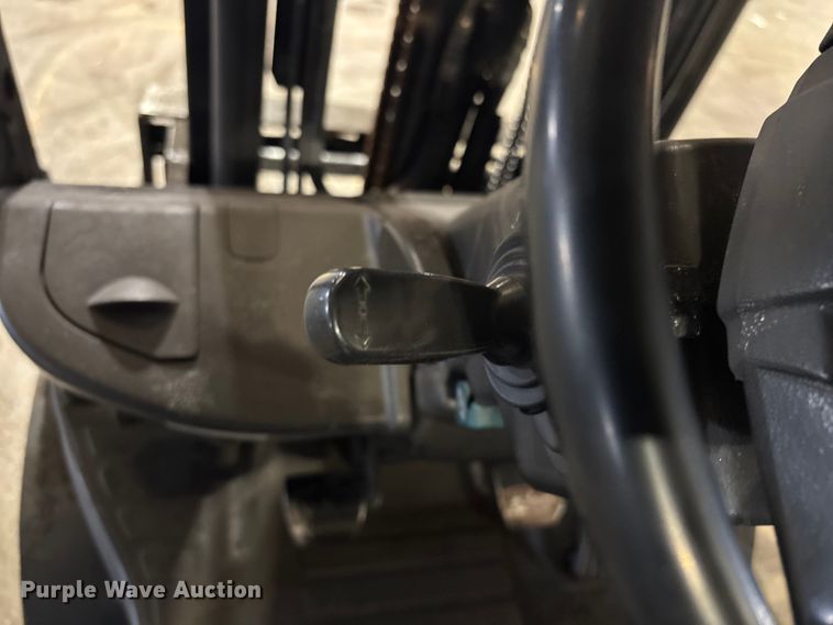 image for item FB5601 Toyota 8FGCU25 forklift