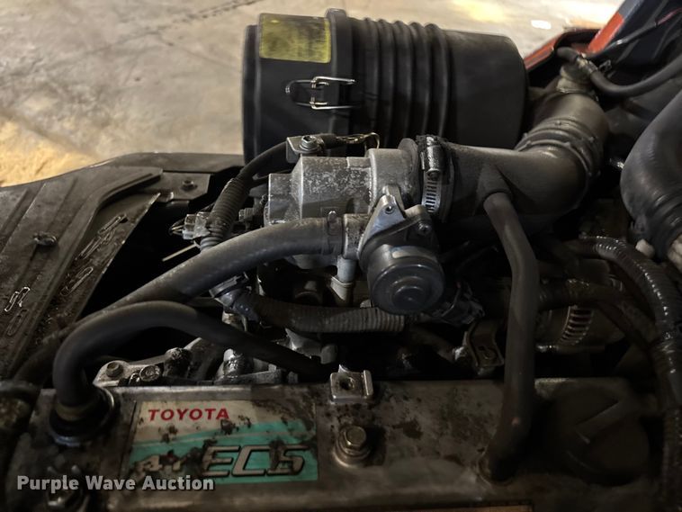 image for item FB5601 Toyota 8FGCU25 forklift