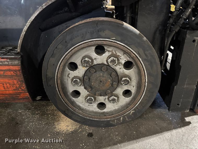 image for item FB5601 Toyota 8FGCU25 forklift