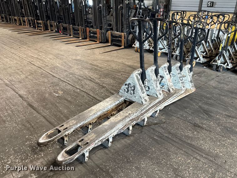 image for item FB5604 (5) Crown pallet jacks