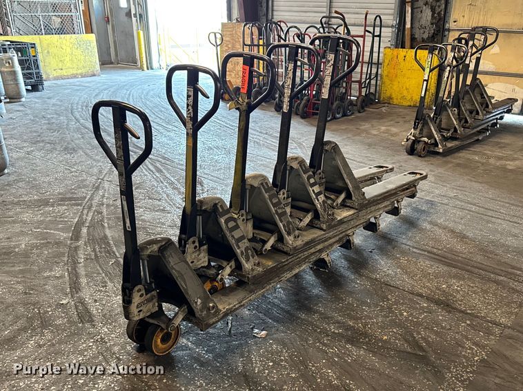 image for item FB5605 (5) Crown pallet jacks