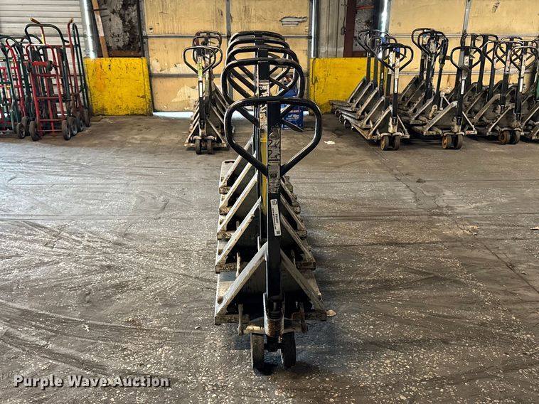image for item FB5605 (5) Crown pallet jacks