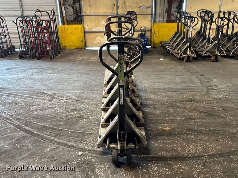 image for item FB5606 (5) Crown pallet jacks