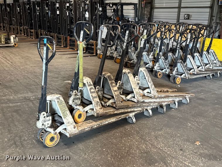 image for item FB5607 (5) Crown pallet jacks