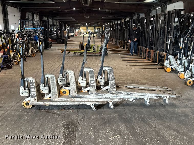 image for item FB5609 (5) Crown pallet jacks