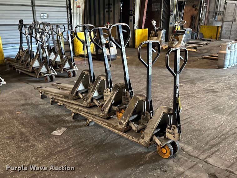 image for item FB5609 (5) Crown pallet jacks