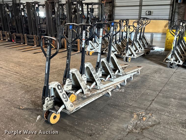 image for item FB5610 (5) Crown pallet jacks