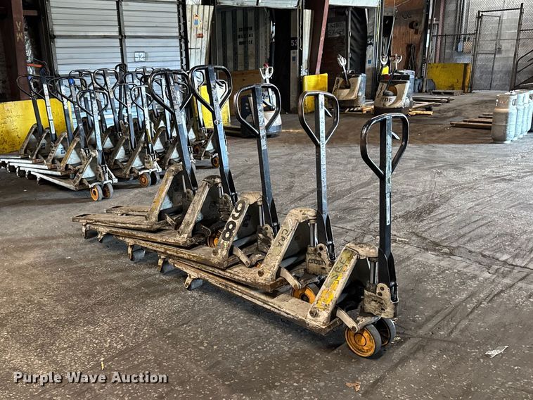 image for item FB5611  (5) Crown pallet jacks