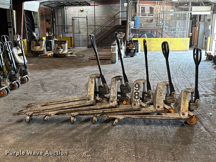 image for item FB5611  (5) Crown pallet jacks