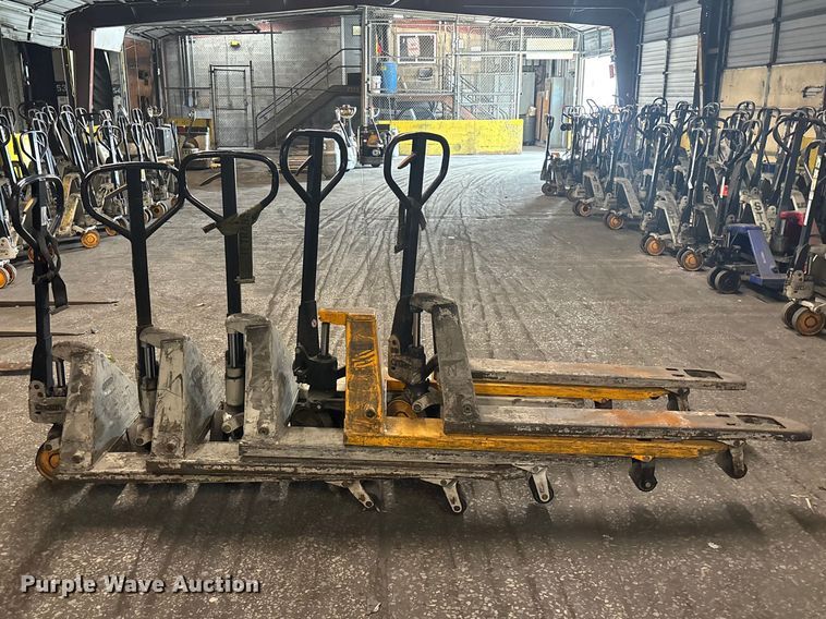 image for item FB5619 (5) pallet jacks