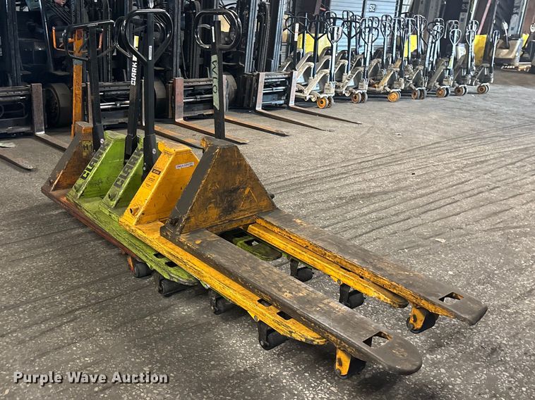 image for item FB5621 (5) pallet jacks