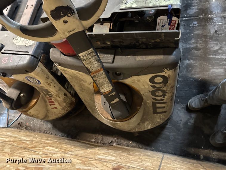 image for item FB5625 (14) Crown electric pallet jacks
