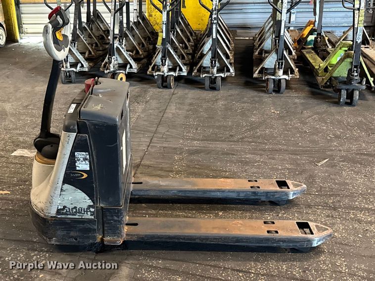 image for item FB5626 Crown WP3035-45 pallet jack