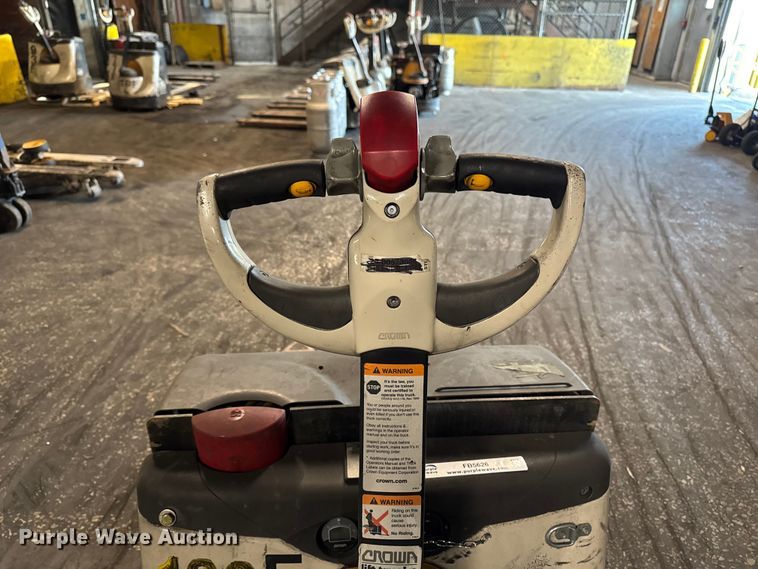 image for item FB5626 Crown WP3035-45 pallet jack